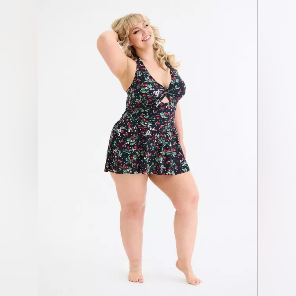 Torrid Retro Chic Cherries Pinup Halter Swim Dress Size 3X 22/24 Nwt - Picture 4 of 6